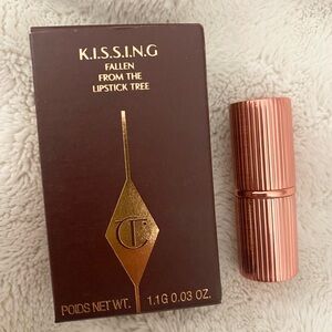 Charlotte Tilbury K.I.S.S.I.N.G Lipstick mini size New in box Icon Baby color